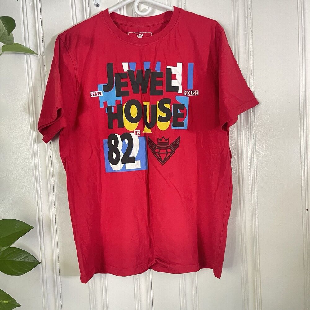 Jewel House Men’s Red Short Sleeve Graphic Jewel House 82 T-Shirt  Size L